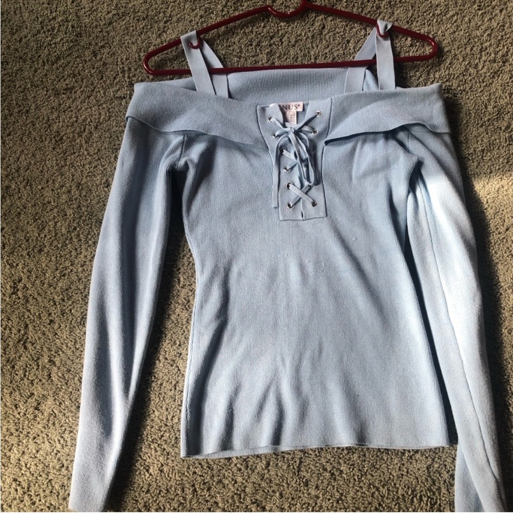 IN SEARCH OF!!!!! I’m looking for this Venus brand top.